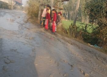 पावटा साहिब : क्रेशर मालिकों से रास्ता ठीक नहीं करवाया तो किया जायेगा  रास्ता बंद