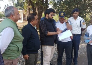 पांवटा साहिब नेशनल हाईवे पर लोगों की जान सुरक्षित करने के लिए दिये निर्देश