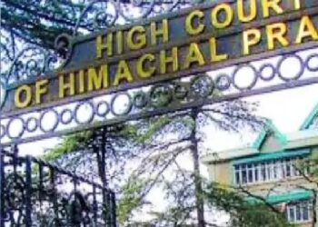 हिमाचल की स्मार्ट पुलिस का कारनामा, बिना जुर्म के व्यक्ति को हिरासत में रखा; हाईकोर्ट ने DGP को दिया नोटिस