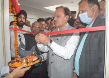 उद्योग मंत्री ने पांवटा साहिब अस्पताल में किया एक्स-रे प्लांट का शुभारंभ