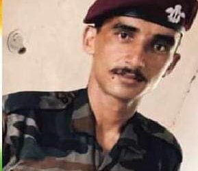 आतंकियों से मुठभेड़ में शिलाई के 25 वर्षीय प्रमोद नेगी हुए शहीद