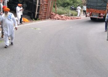 पावटा साहिब : ट्रक ने पैदल जा रहे 2 श्रद्धालुओं को कुचला , दर्दनाक मौत