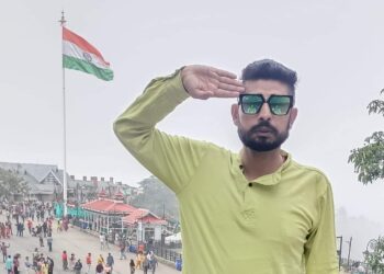 नाहन : एचआरटीसी के कंडक्टर नासिर खान के पक्ष में उतरे लोग