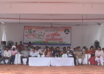 पांवटा साहिब के रामलीला मैदान में आयोजित किया गया उपमंडल स्तरीय स्वतंत्रता दिवस समारोह