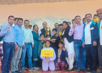 द स्कॉलर्स होम स्कूल के खिलाड़ियों ने राज्य स्तरीय बैडमिंटन प्रतियोगिता लगातार दूसरी बार जीती