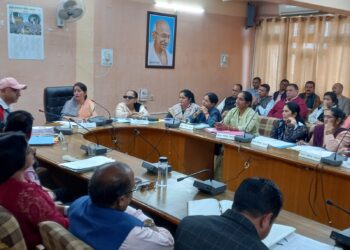 सीमा कन्याल की अध्यक्षता में जिला परिषद बैठक  आयोजित हुई