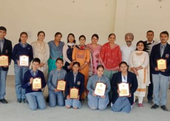 पांवटा साहिब : चिल्ड्रन साइंस कांग्रेस में चमके गुरु नानक मिशन पब्लिक स्कूल के छात्र