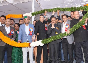 सरकार की नीतियों-कार्यक्रमों को कार्यान्वित करने में कर्मचारियों की महत्त्वपूर्ण भूमिका: मुख्यमंत्री सचिवालय कर्मचारी संगठन के शपथ ग्रहण समारोह में शामिल हुए मुख्यमंत्री