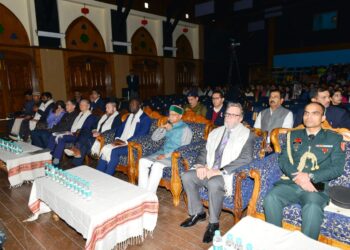 राज्यपाल ने लोगों को कैंसर के प्रति जागरूक करने पर बल दिया ‘कैंसर-एक बढ़ती चिंता’ विषय पर सम्मेलन आयोजित