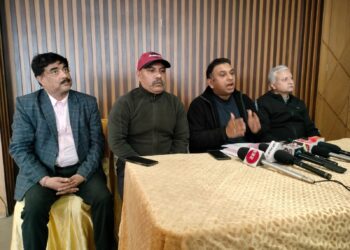 पावटा साहिब : राज्य कर एवं आबकारी विभाग अवैध शराब कारोबारियो के खिलाफ कर रहा कड़ी कार्रवाई