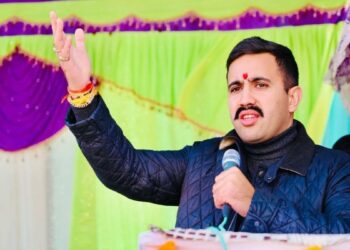 विक्रमादित्य सिंह ने हिमाचल में मंत्री पद से दिया इस्तीफा, संकट में सुक्खू सरकार