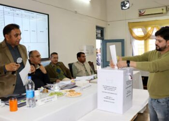 सिरमौर जिला की 6 शराब इकाईयां 78.41 करोड़ में नीलाम   उपायुक्त सुमित खिमटा की देख-रेख में सम्पन्न हुई नीलामी प्रक्रिया