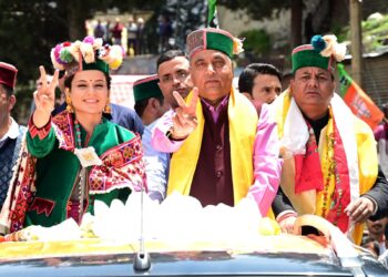 प्रदेश में क़ानून व्यवस्था ध्वस्त, पुलिस विधायकों और विपक्ष के नेताओं की जासूसी में लगाई : जयराम ठाकुर