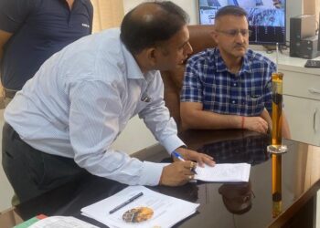 लोकसभा चुनाव के दृष्टिगत सभी शराब निर्माण इकाई भारतीय निर्वाचन आयोग के दिशा निर्देशों की अनुपालना करें -सुमित खिमटा