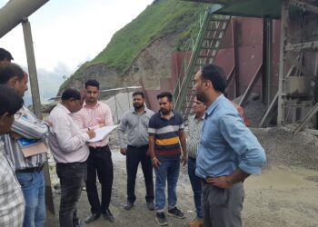 पांवटा साहिब शिलाई ग्रीन कॉरिडोर की आरजीवी कंपनी के बाद एचईएस इंफ्रा कंपनी के 3 क्रशर, मिक्सचर प्लांट व आरएमसी प्लांट सील