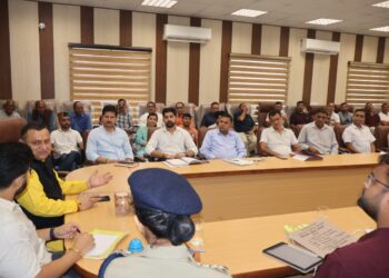 उपाध्यक्ष विधानसभा की अध्यक्षता में पांवटा साहिब के उपमंडल स्तरीय अधिकारियों की बैठक हुई आयोजित