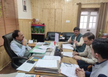 खादी एवं ग्रामोद्योग बोर्ड में रोजगार सृजन की योजनाओं को सुदृढ़ करने की आवश्यकताः उद्योग मंत्री