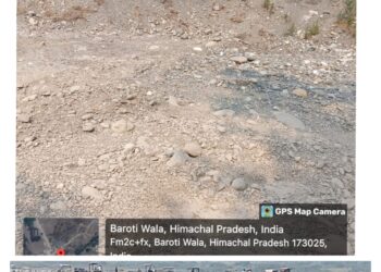 पांवटा साहिब : रामपुरघाट में  स्टोन  क्रेशर खनन माफिया ने सरकारी जमीनों पर खोद दिए खड्डे ,हाईकोर्ट ने  दिए जाँच के आदेश