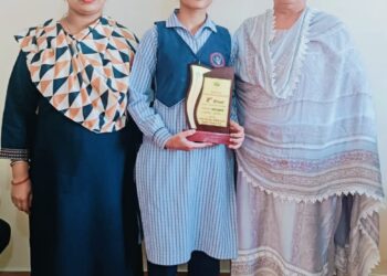 पांवटा साहिब : गुरु नानक मिशन पब्लिक स्कूल देवी नगर की छात्रा ने बढ़ाया स्कूल का मान