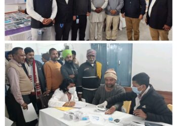 पांवटा साहिब : सड़क सुरक्षा कार्यक्रम के तहत 200 ड्राईवरों की हुई नि:शुल्क आंख जांच , दवाई और चश्मा कराए गए उपलब्ध