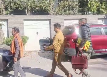 नशा तस्करी मामले में पांवटा साहिब की विदित फार्मा मामले में नीरज भाटिया के पिता हरियाणा BJP नेता के घर पर पड़ी ED की रेड, पैसे गिनने की मशीनें लेकर पहुंचे अफसर