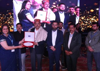 उपायुक्त ने पांवटा साहिब होली मेले की पहली सांस्कृतिक संध्या का किया शुभारंभ