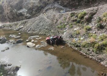 श्रीरेणुकाजी  में 200 मीटर गहरी खाई में गिरी कार, चालक की दर्दनाक मौत