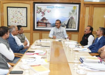 खनिज परिवहन में ट्रांजिट पास के दुरूपयोग पर रोक लगाने के लिए प्रभावी तंत्र विकसित करेगी राज्य सरकारः मुख्यमंत्री