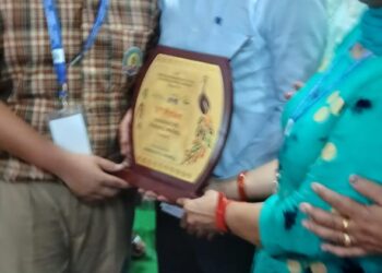 राज्य स्तरीय बाल विज्ञान कांग्रेस में प्रतीक वशिष्ठ और मनरीत कौर को जूनियर वर्ग में सर्वश्रेष्ठ नवाचार मॉडल का सम्मान