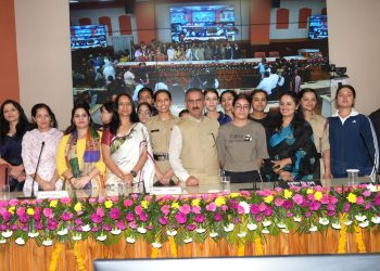 स्कूली पाठयक्रम में शामिल होगा नशे के प्रति जागरूकता पर आधारित अध्यायः मुख्यमंत्री , मादक पदार्थों की तस्करी में शामिल कर्मचारियों के विरुद्ध सख्त कार्रवाई करेगी प्रदेश सरकार