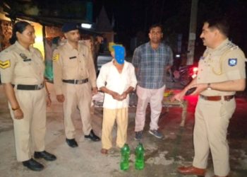 अवैध शराब बरामद , दो लोगों पर मामला दर्ज , सिरमौर पुलिस की कार्रवाई