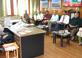 मुख्य सचिव ने प्राकृतिक आपदाओं को लेकर गठित केंद्रीय टीम के साथ की बैठक राज्य में आपदाओं की बढ़ती घटनाओं के कारणों की करेगी जांच