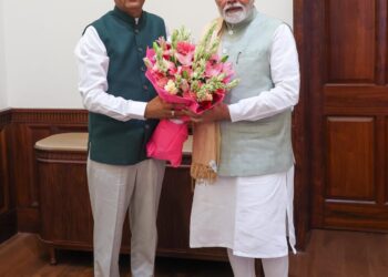 प्रधानमंत्री से मिले जयराम ठाकुर, एरिया स्पेसिफिक पैकेज मांगा