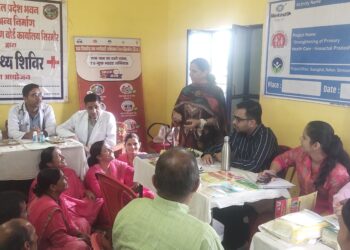 कटाह शीतला में श्रमिकों के लिए निःशुल्क चिकित्सा शिविर हुआ आयोजित