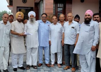 कांग्रेस के दिग्गज नेता तपेंद्र शुभखेड़िया की कुंडियों पंचायत वाली बैठक चर्चा में हैं….