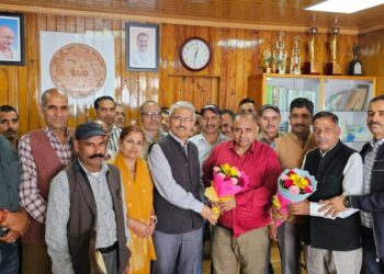 नए वन बल मुखिया के स्वागत को उमड़ा अधिकारयों और कर्मचारियों का सैलाब