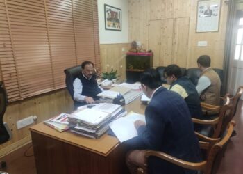 उद्योग मंत्री ने की बल्क ड्रग पार्क की उच्च स्तरीय समिति की बैठक की अध्यक्षता