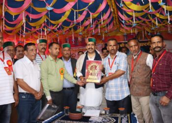 रेणुका वि•स• क्षेत्र की दस सड़क निर्माण पर 81 करोड की राशि हो रही व्यय-विक्रमादित्य सिंह लोक निर्माण मंत्री ने  बेचड़ का बाग में श्री कृष्ण जन्माष्टमी मेले का किया समाप्न