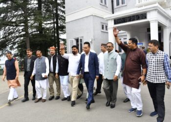 जहां 10 साल पहले 83 हजार में नीलाम हुई थी दुकानें अब वहीं 4800 में बेची : जयराम ठाकुर