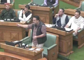 Himachal: विधायक भवानी सिंह का तीखा हमला – “ज़मीन को खनन का धंधा बनाने वालों पर कसे शिकंजा, तुरंत दर्ज करें FIR”