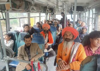 सात हवाई उड़ानों से 35 बीमार और बुजुर्ग श्रद्धालुओं को चम्बा पहुंचाया गया