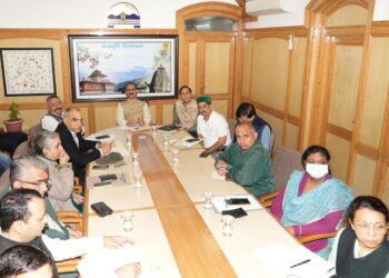 मुख्यमंत्री ने बारिश से हुए नुकसान की समीक्षा की राहत एवं पुनर्वास कार्यों में तेजी लाने के निर्देश दिए