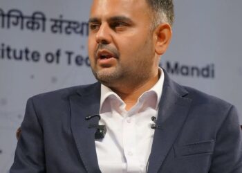 दूरसंचार सेवाओं की बहाली प्रदेश सरकार की शीर्ष प्राथमिकताओं में शामिल