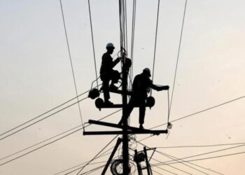 बिजली बोर्ड आऊटसोर्स संघ ने उठाया सवाल, बिजली मित्र बनकर 6 हजार रुपए से क्या घर चला पाएंगे युवा