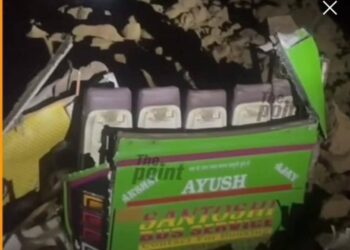 हिमाचल में बड़ा हादसा , बस पर गिरा पहाड़ 18 लोगों की मौत , कई घायल