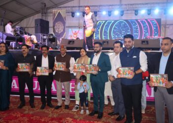 पांवटा साहिब : राज्य स्तरीय यमुना शरद महोत्सव की तीसरी संकृतिक संध्या का उपायुक्त सिरमौर ने किया विधिवत शुभारंभ