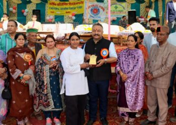 शिक्षा मंत्री ने 51 लाख रुपये की लागत से भनोग स्कूल के नव निर्मित विज्ञान प्रयोगशाला भवन का किया लोकार्पण