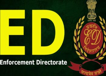 ED investigation: व्यक्तिगत लाभ के लिए आधिकारिक पद का किया दुरुपयोग, पूछताछ का दौर जारी