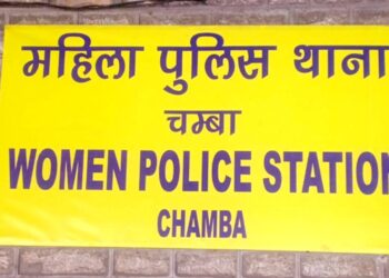 पिता के बाद अब बेटी ने महिला थाने पहुंचकर दर्ज करवाई शिकायत, विधायक पर लगाए गंभीर आराेप