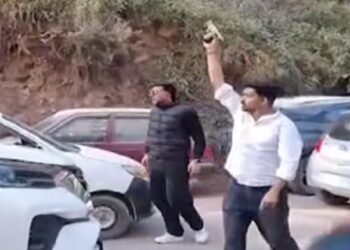 ऊना के बाद अब सोलन में चली गोलियां, वायरल हुआ वीडियो